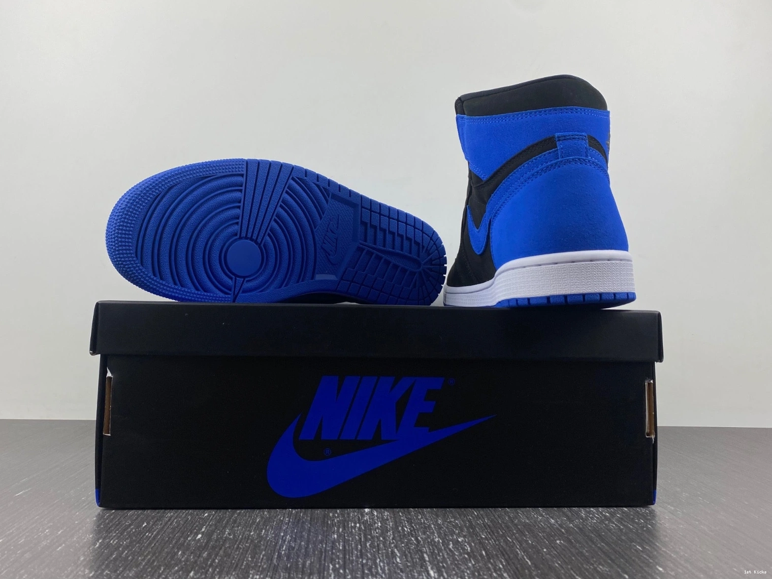 1 Jordan Royal Suede DZ5485-042 Air 1102